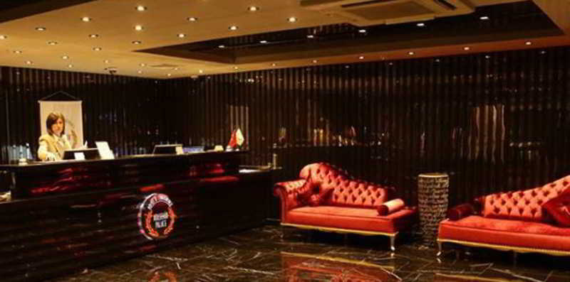 Atasehir Palace Hotel & Conference Estambul Exterior foto