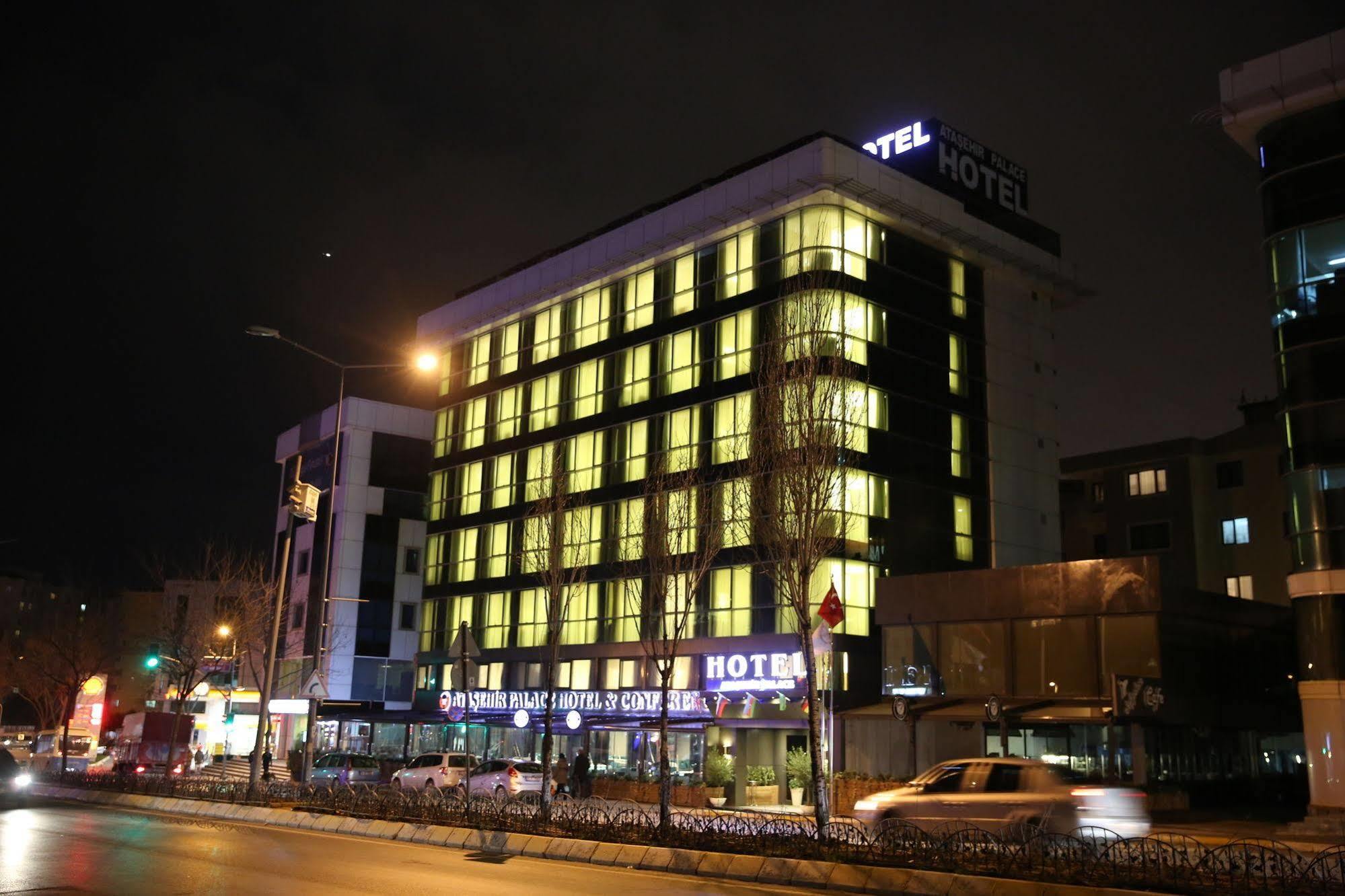 Atasehir Palace Hotel & Conference Estambul Exterior foto